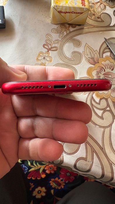 iPhone 11 Red 128gb
