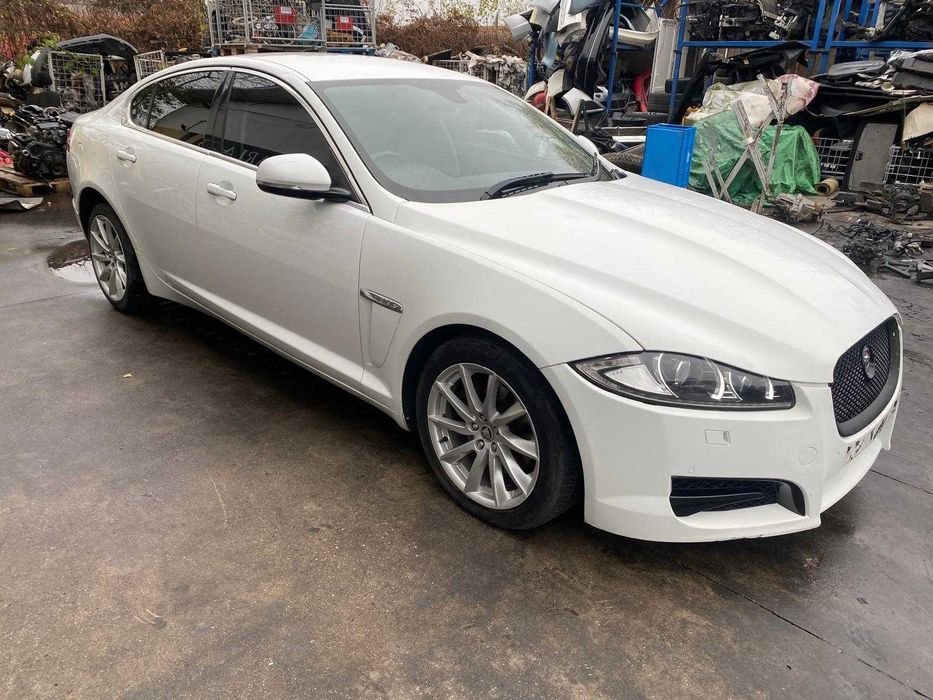 Dezmembrez jaguar xf facelift 2.2d  224dt/bara xf/capota xf/far xf
