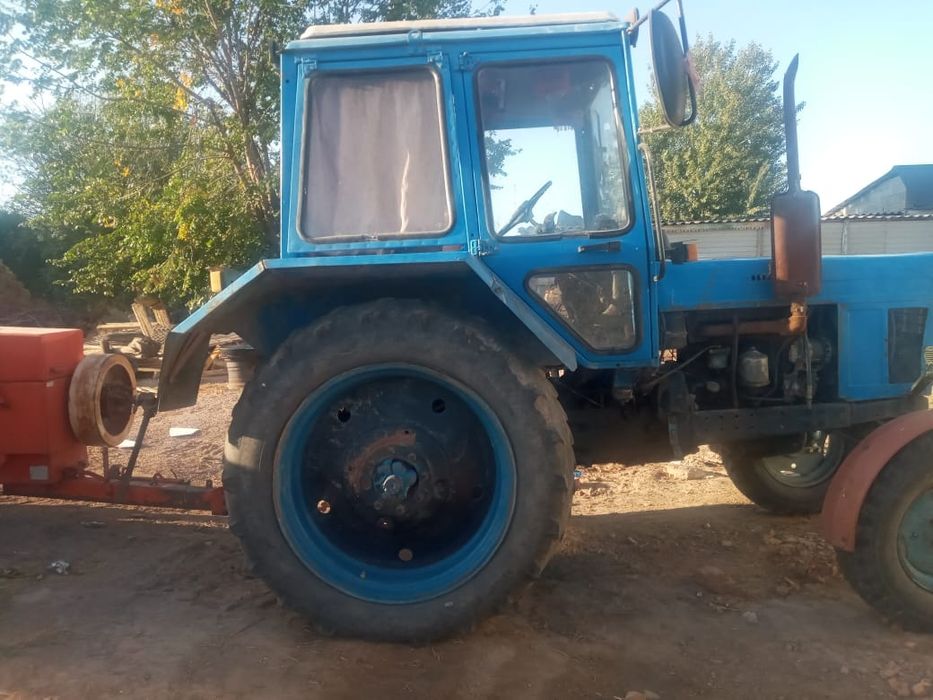 Трактор пресс подборщик