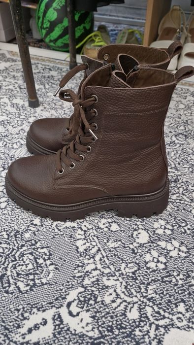 Натуральная женская обувь