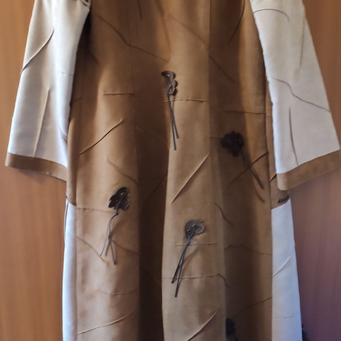 Плащ замшевый женский