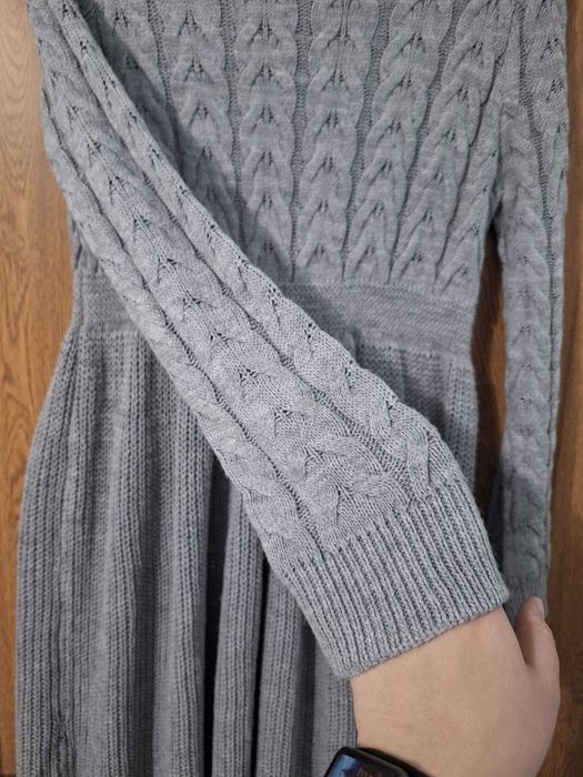 Rochie gri, crosetata, marimea XL, cu pliuri