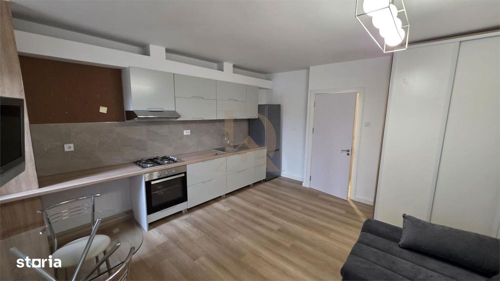 Apartament 1 camera , lux , Gara - Silvestru