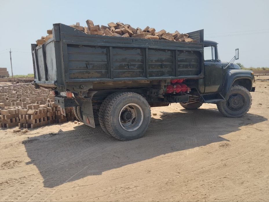 Зил зерновоз сотилади рама бутун 8 та газ балон йили 1980 силиндир 2