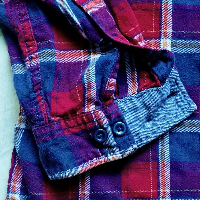 Cămăși super oferta.