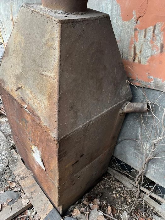 Продам твердотопливный котел