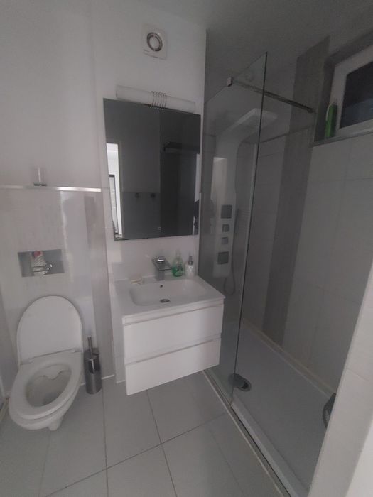 Apartament de inchiriat direct proprietar, 3 camere+ loc de parcare