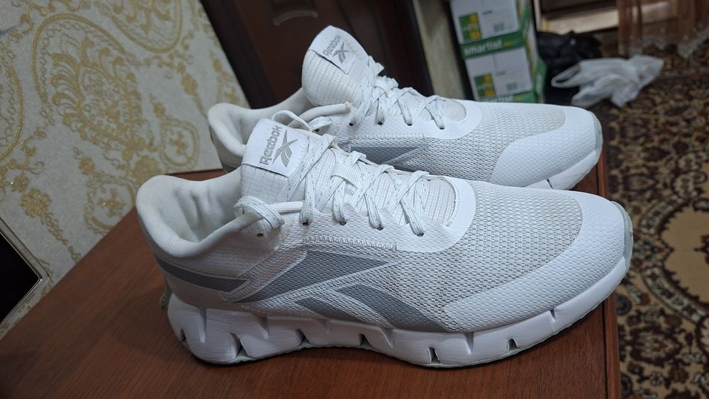 Кроссовки reebok размер 45