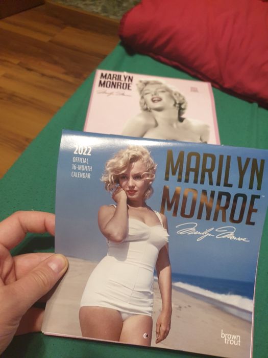 2 calendare originale rare cu imagini cu Marilyn Monroe