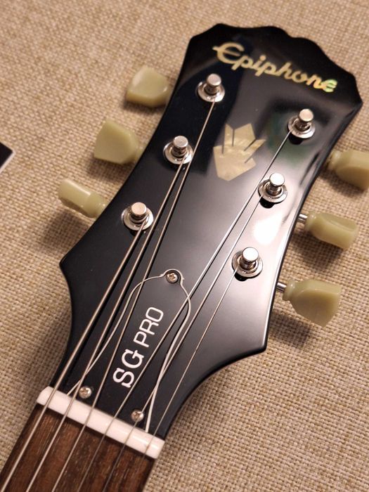 Chitară Epiphone SG Pro G-400 Ebony – Nouă/Nefolosită + Husă & Accesorii Originale