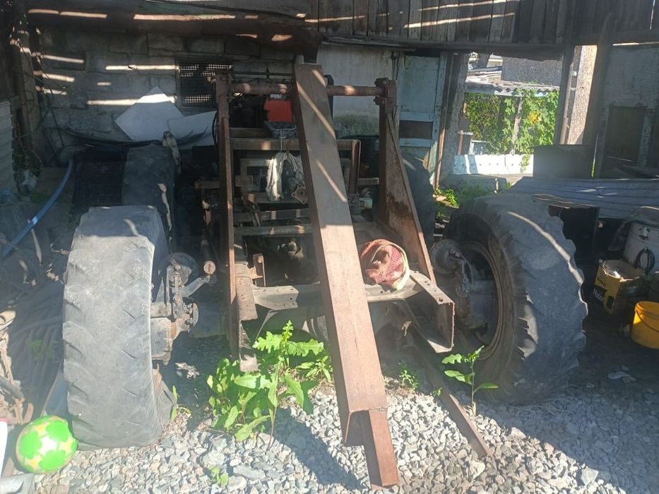 трактор с прицепом