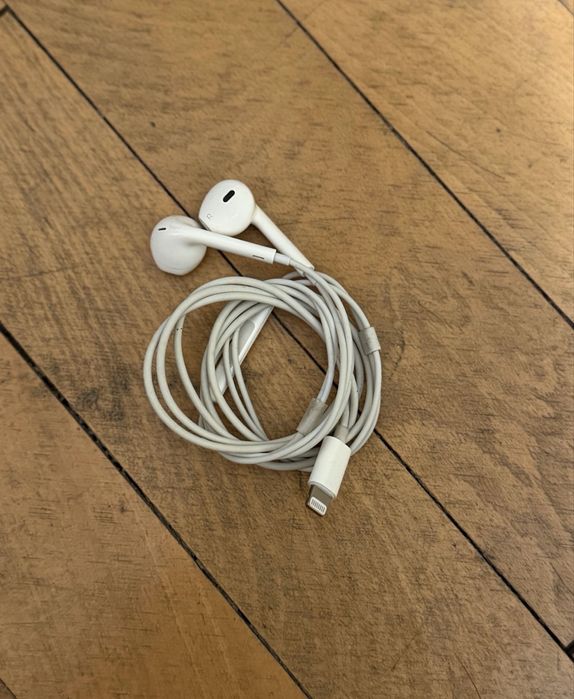 Iphone 14 много добро състояние