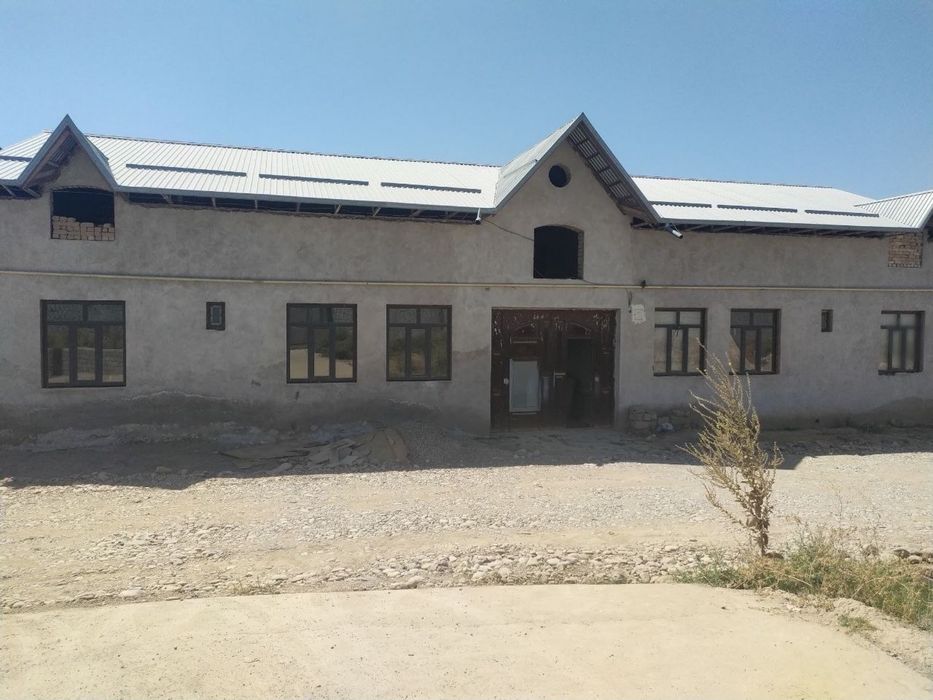 Xovli sotiladi xasanboyda 5 sotix