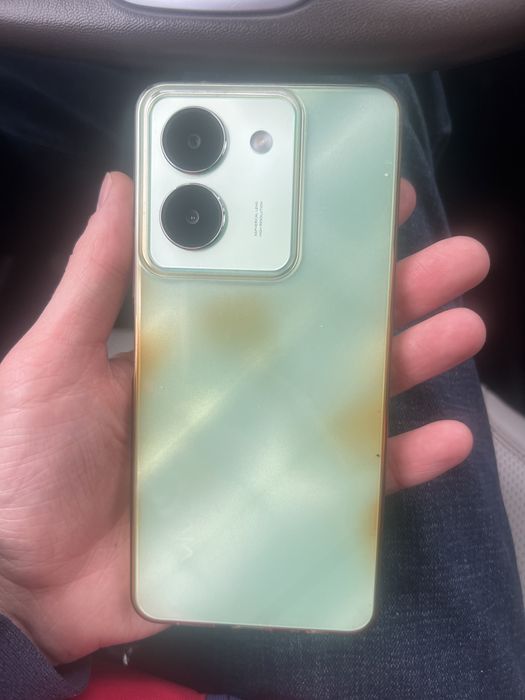 Продам телефон Vivo Y27s