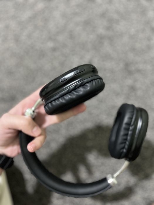 Quloqchinli naushnik original Russia ishlab chiqarilgan