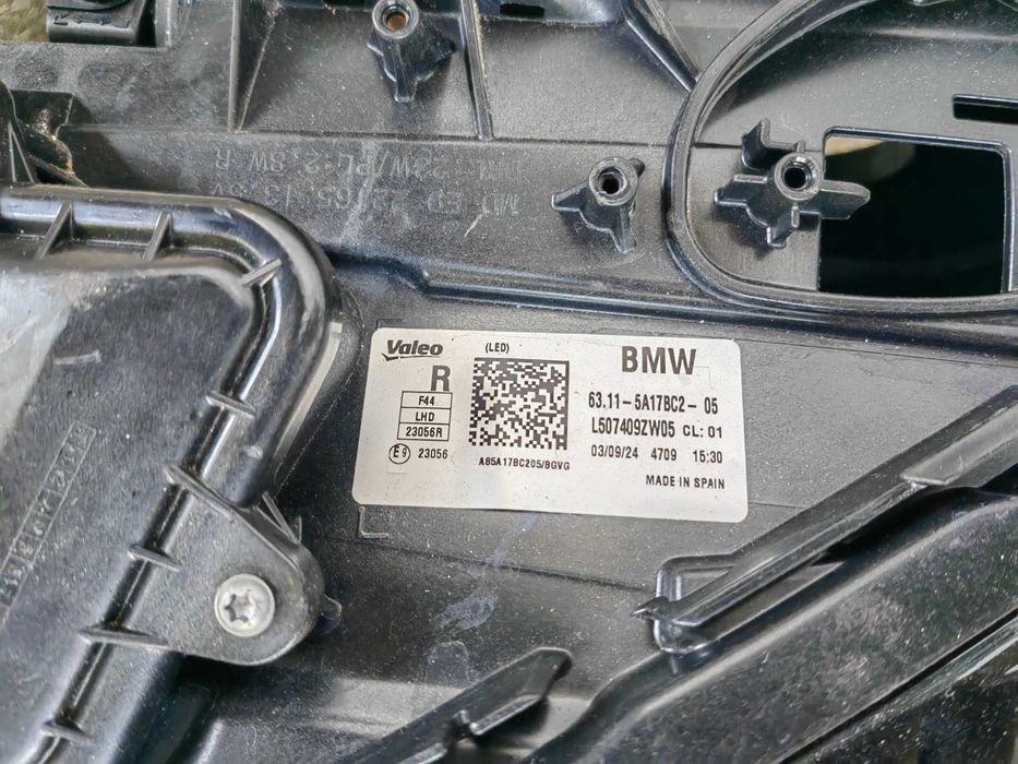 Фар BMW 2 F44 LED  десен / Фар БМВ 2 Ф44 / Фар BMW F44 Оригинален