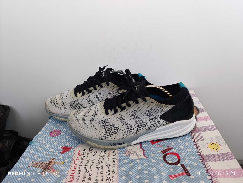 New Balance FuelCell Impulse 'оригинални маратонки 44.5 номер