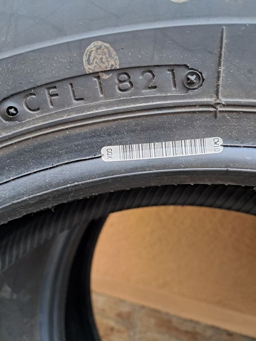 Cauciucuri 215 65 16 de vară în stare buna. Preț 1400 negociabil.