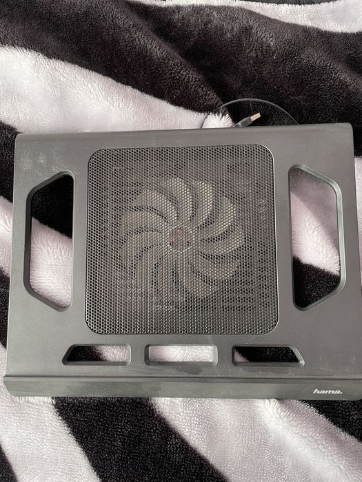 Vand cooler pentru leptop