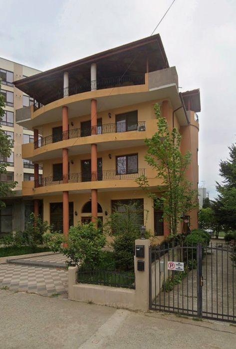 Spațiu comercial de închiriat, etaj 1 zona Cug