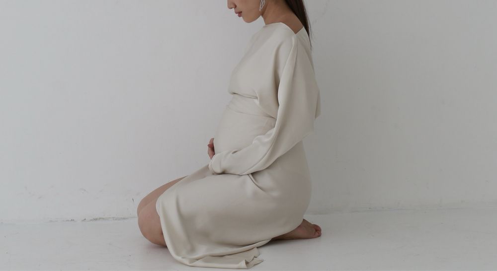 Шелковое платье в цвете айвори