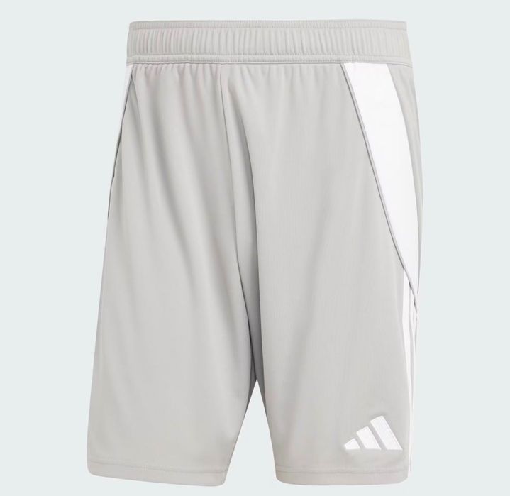 Комплект тениска и шорти adidas