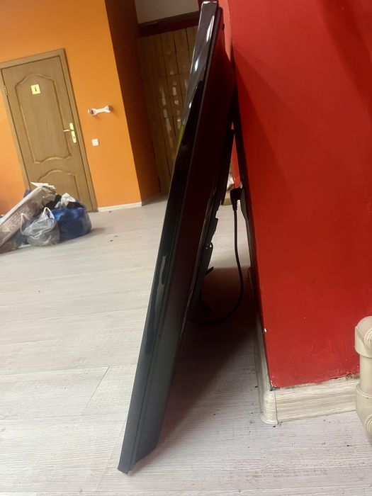 Телевизор плазменный Samsung 130 см