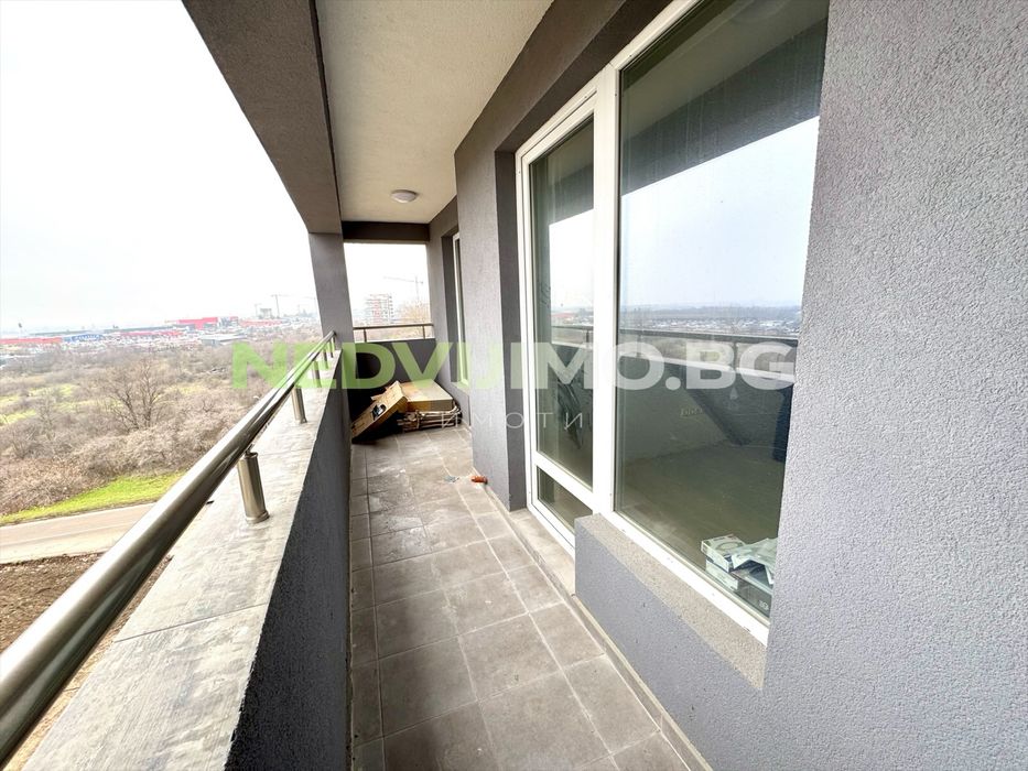 Тристаен апартамент за продажба във Владиславово 1