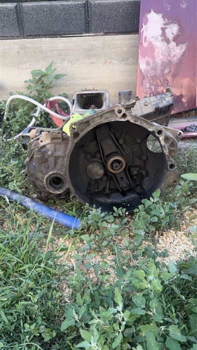 Каробка мкпп Passat b3