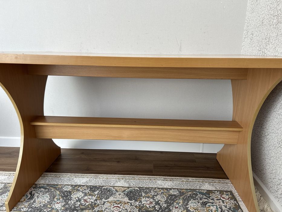 Стол для кухня и.д