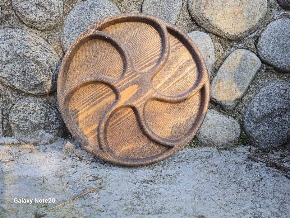 Поднос, дървен поднос,Великден