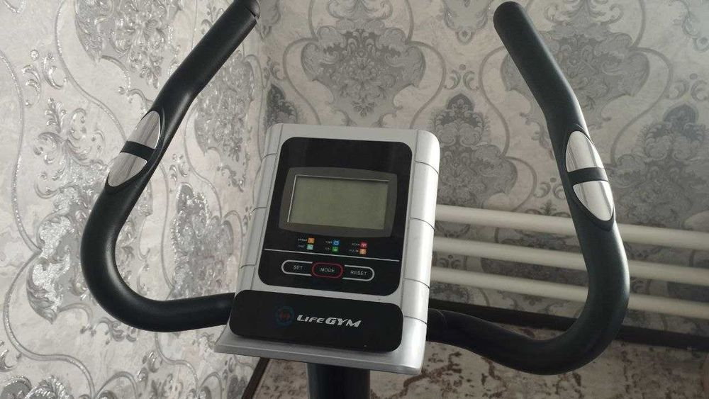 велотренажер  спортивный