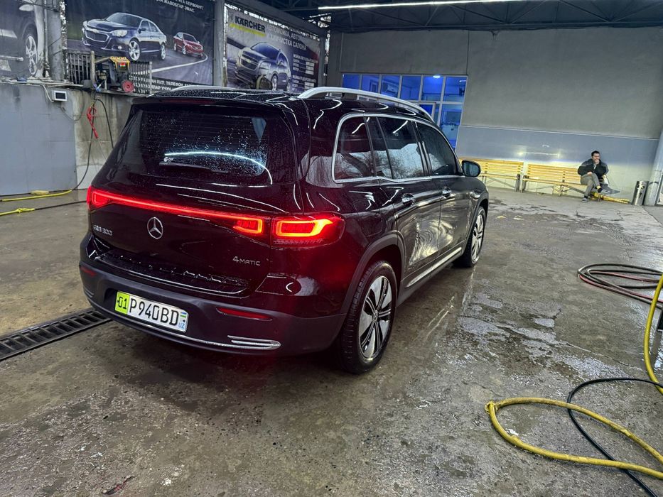 Mercedes Benz eqb 300 4 matic Germany