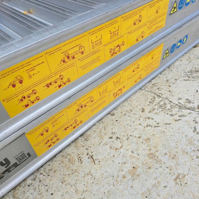 Рампи за багери и подемна техника