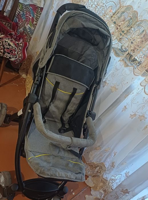 Продам коляску в хорошем состоянии