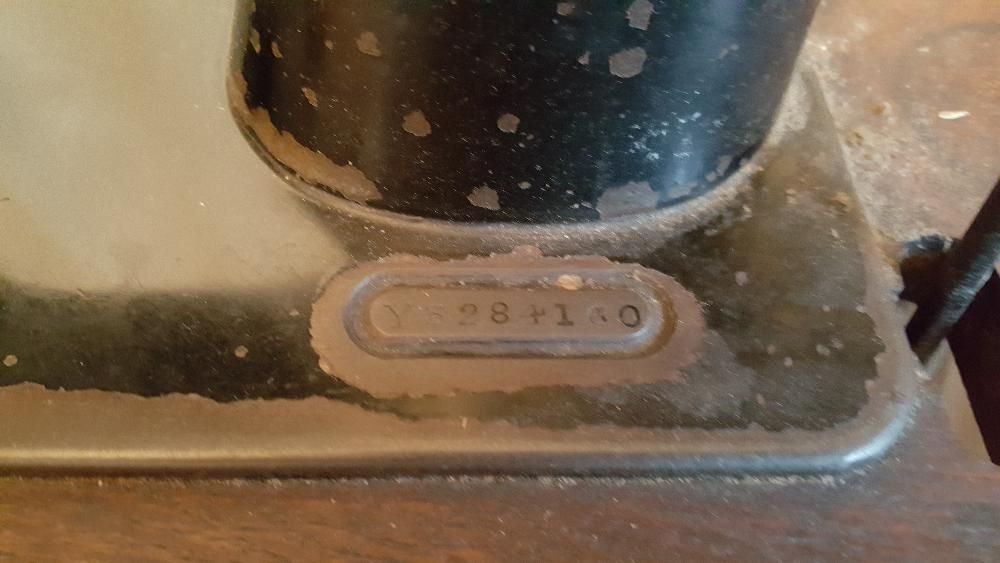 Masina de cusut Singer originala,an de fabricatie 1928,colectie.