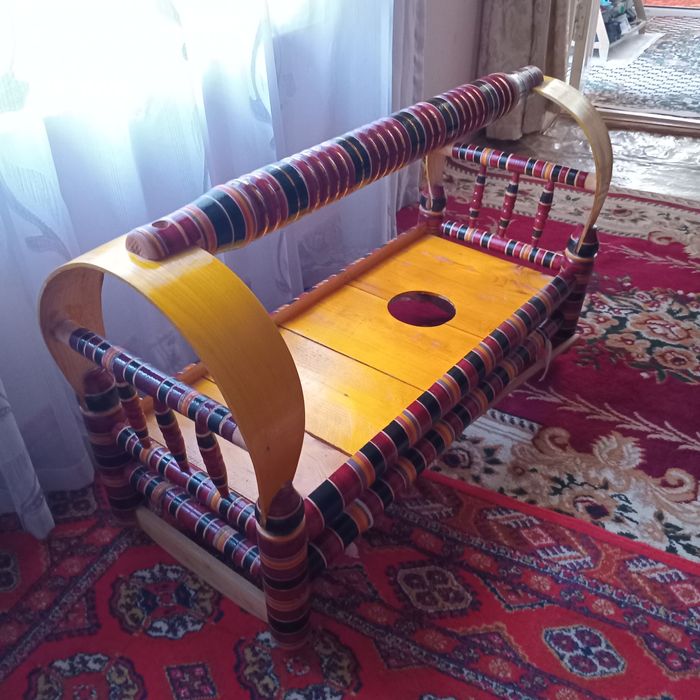 Бешик сотилади б у