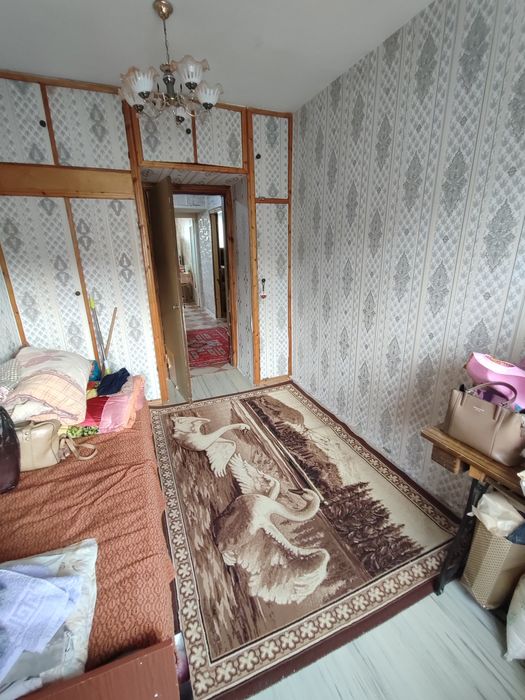 Продается 3-комн (6-15, 4 эт)