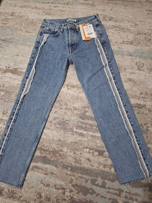 Pantaloni/Blugi dama Pull&Bear 34 NOI