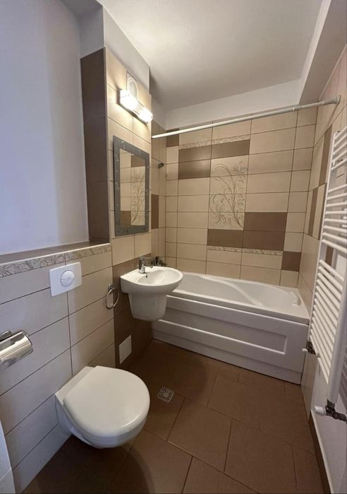 Inchiriez ap cu 3 camere