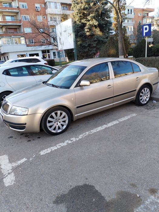Vând Skoda Superb 1,9TDI ,an.2005,km.320.000 .