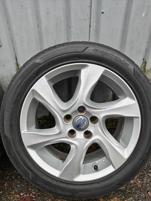 Vand 4 jante Volvo  R17 OEM (Originale)