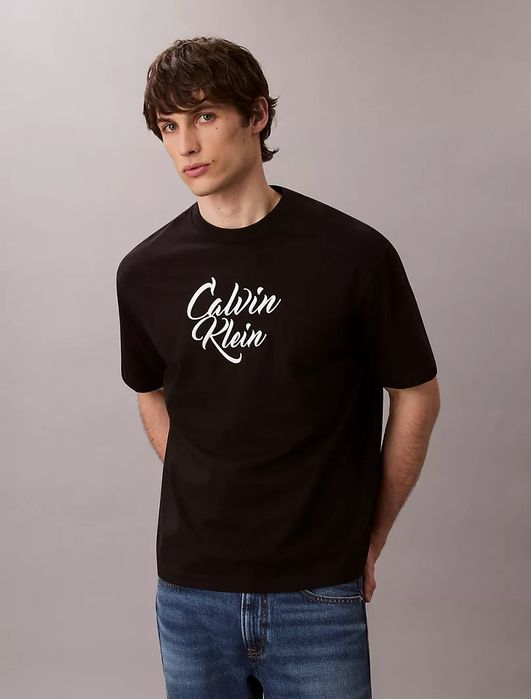 Футболка от Calvin Klein