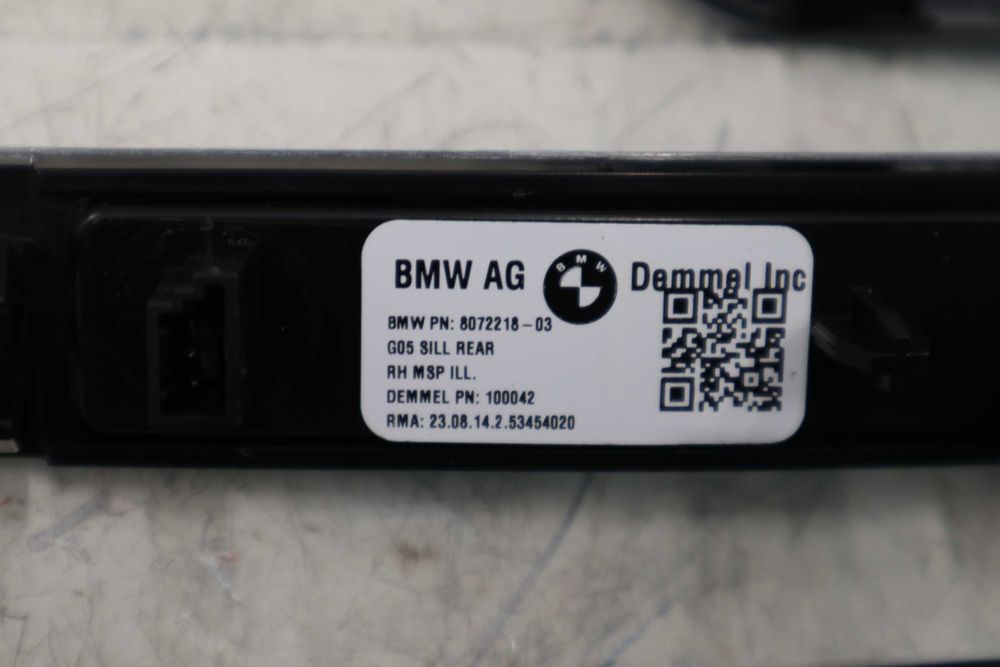 Комплект М светещи лайсни за праг БМВ Х5 Г05, Х5 Г05 фейслифт | BMW X5 G05, X5 G05 LCI M 8069271 8072218 8072217