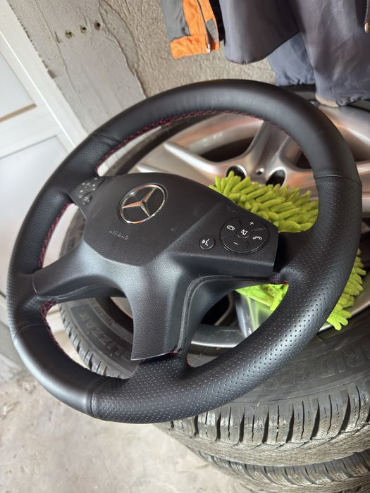 Волан за мерцедес w204