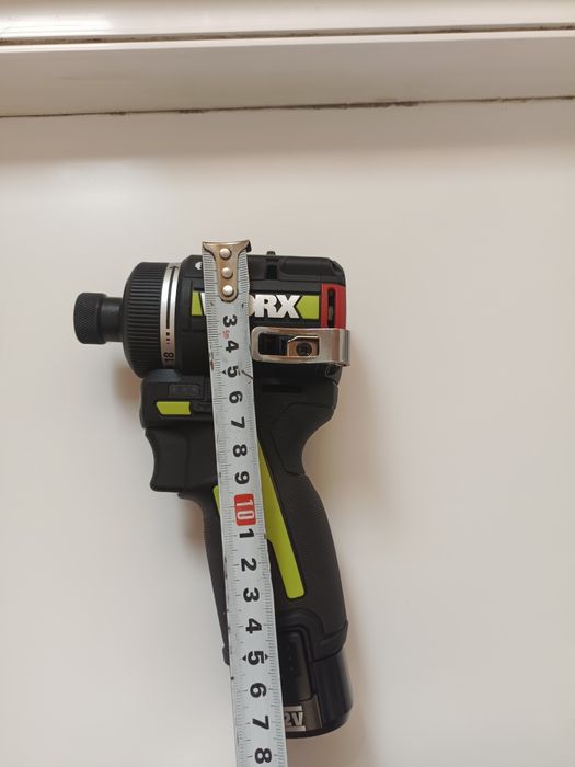 Импакт шуруповерт безщеточный.