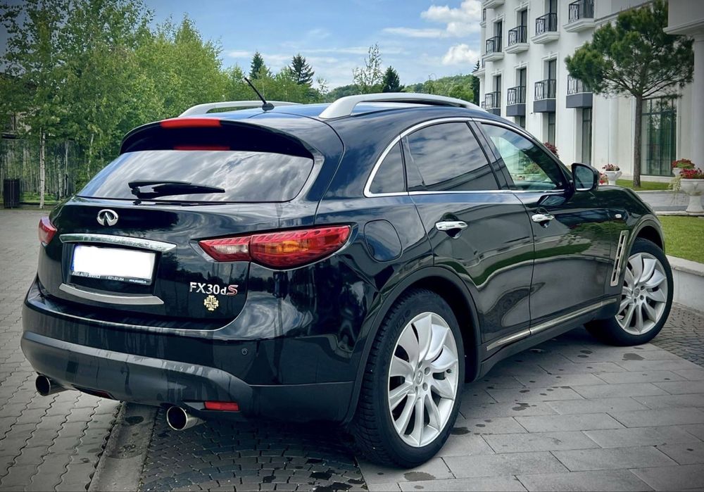 Infiniti FX 30dS Unic Proprietar