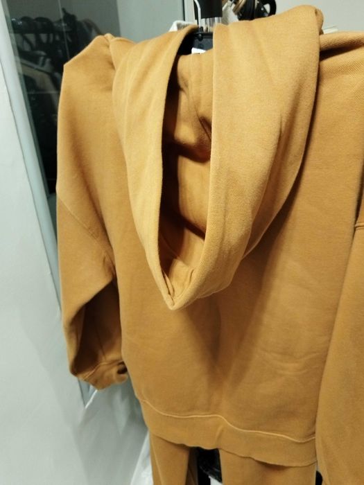 Спортен панталон и суичър PUMA. Цената е за Комплекта!