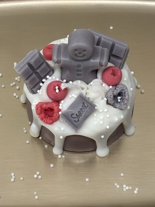 Ароматна соева свещ,,Коледна торта’’