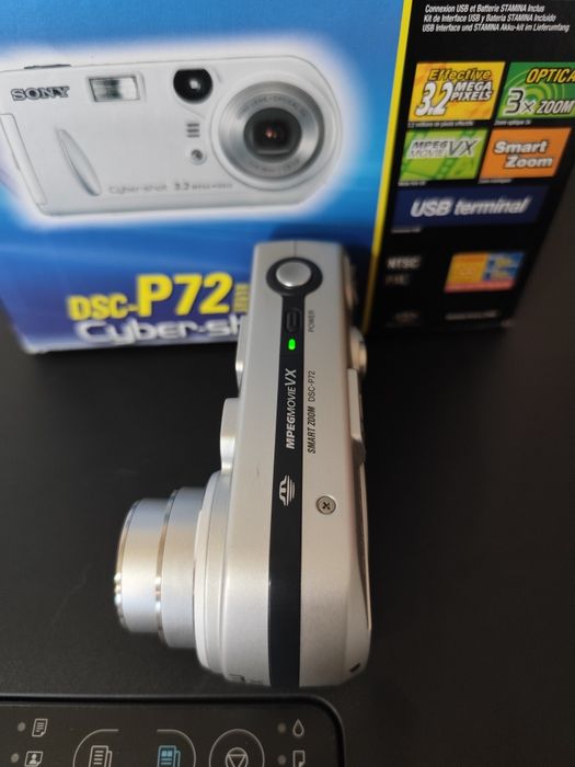 Дигитален фотоапарат Sony Cybershot P72 комплект